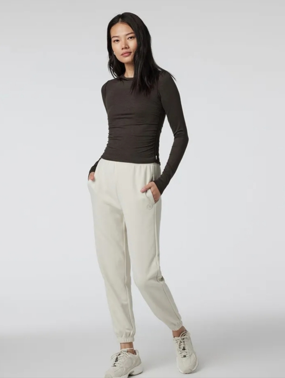 Vuori Women's Long Sleeve Halo Ruched Top